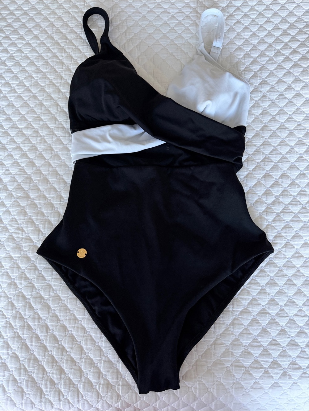 Leonisa Colorblock Tummy Control Black White One-Piece Cris-Cross Swimsuit SizeS